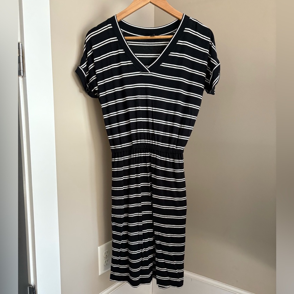 Banana Republic V-Neck, Stretch Waist, Striped Dress, XXSP